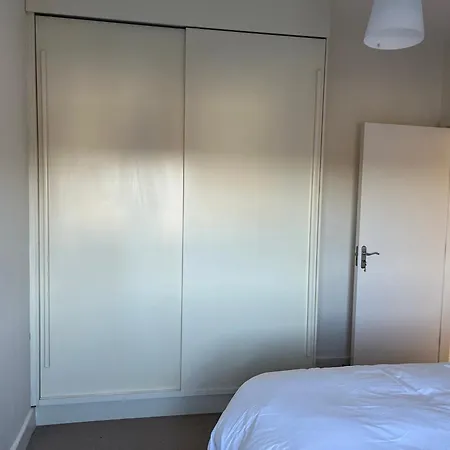 Apartment 2 Bedroom Park *