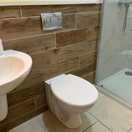 2 Bedroom Park *